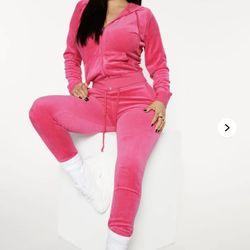 New women Velour Sweatsuit Size L 