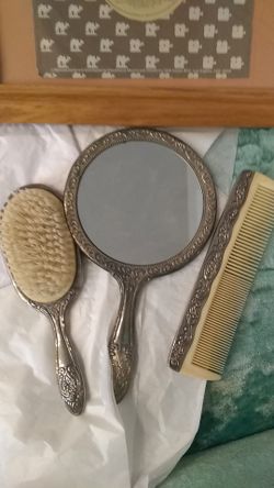 Vintage mirror with brush and comb