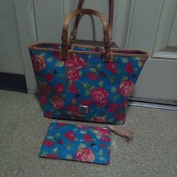 Dooney And Bourke Tote Bag 