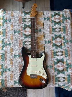 2010 Fender Stratocaster - Robert Cray signature Strat electric guitar