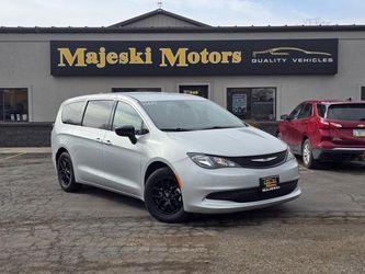 2024 Chrysler Voyager