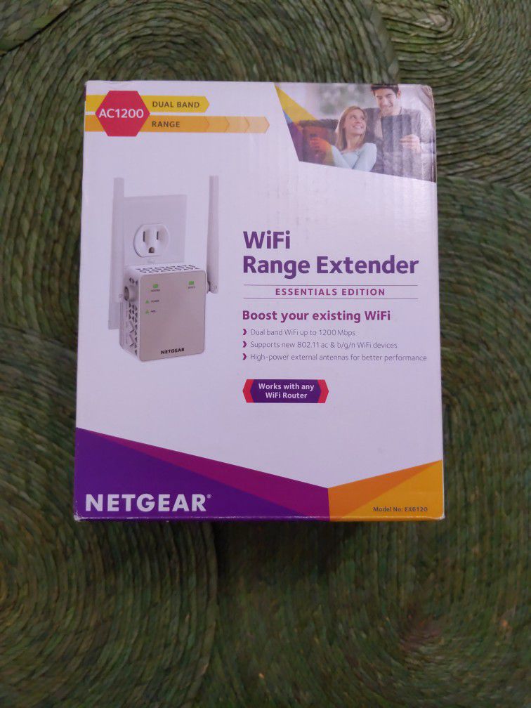 NETGEAR Wi-Fi Range Extender EX6120

