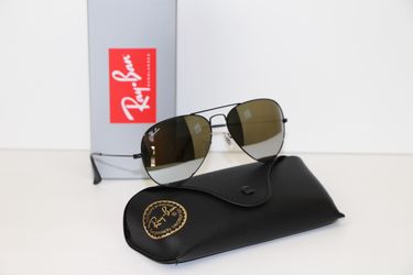 Ray-Ban RB3025 Flash Aviators Sunglasses