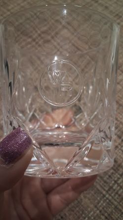Brand New Limited Edition WOODFORD RESERVE Glencairn Crystal Embossed Logo Rocks Glass in MINT CONDITION!

