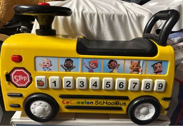 Cocomelon ride on school bus