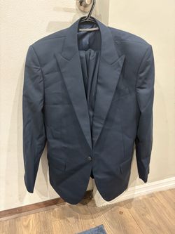 Men’s tailors suit 5’8 athletic build
