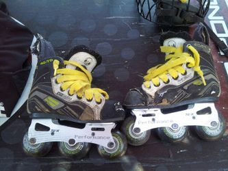 Mission youth 10 roller hockey skates