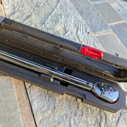 Husky 50 - 250lb Torque Wrench 