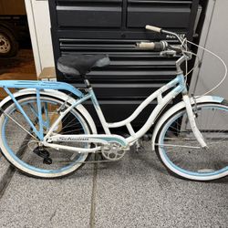 Schwinn Women’s Beach Cruiser Bike