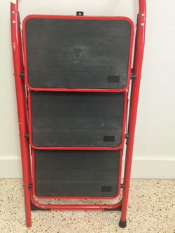 3-Step Folding Step Ladder Red