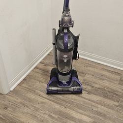 Dirt Devil Endura Pro Pet Upright Vaccum