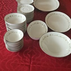 Plates Set 
