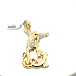 14kt Gold Large Arcangel Pendant 8.90grams 154912 12