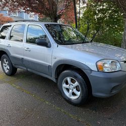 2005 Mazda Tribute