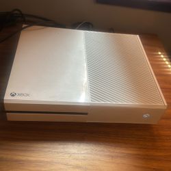 Xbox One (White) 512 GB 