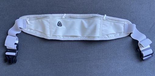 Fanny pack for running used once for a festival is like new