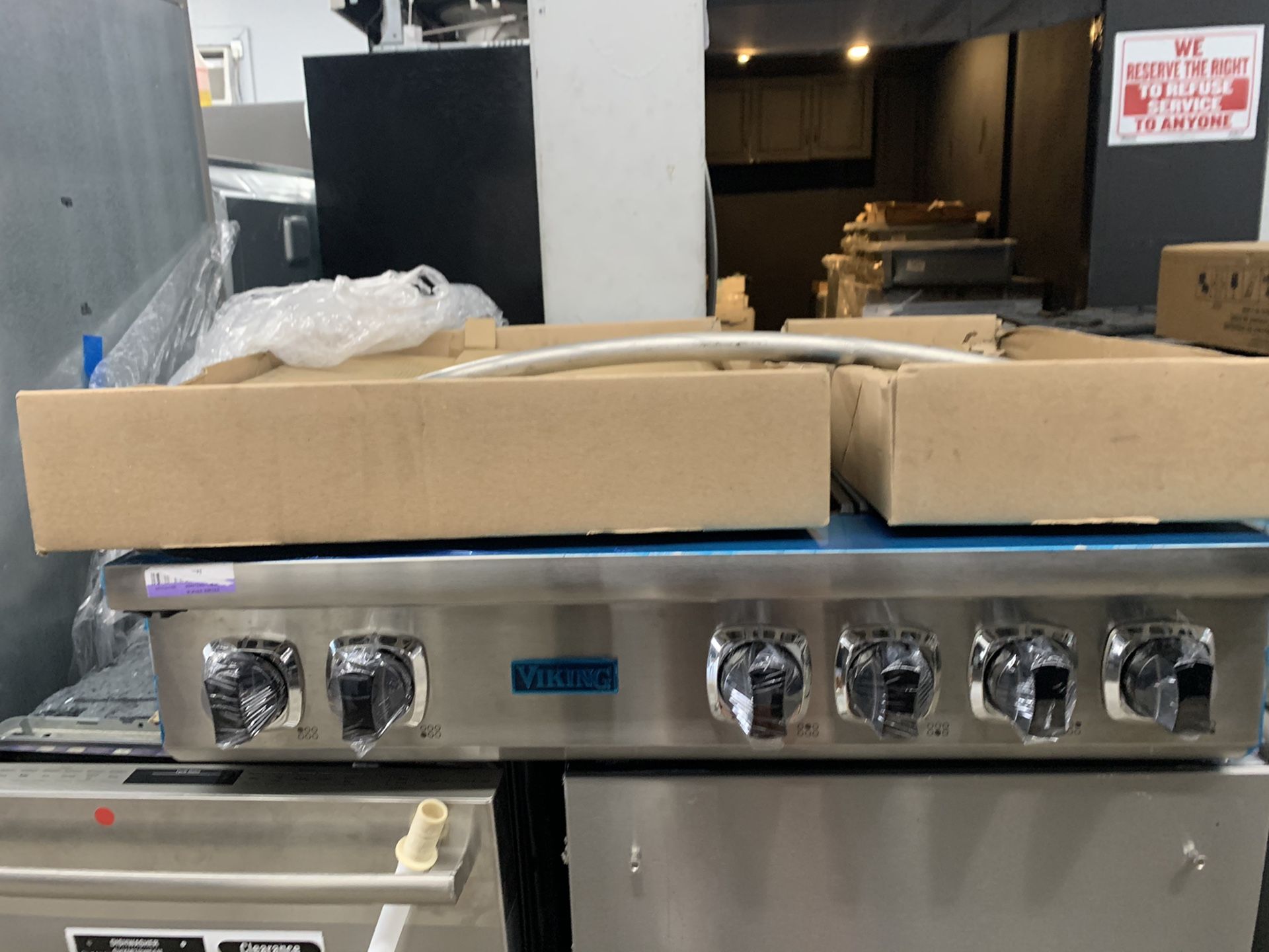 Viking 36” range top in stainless steel new open box