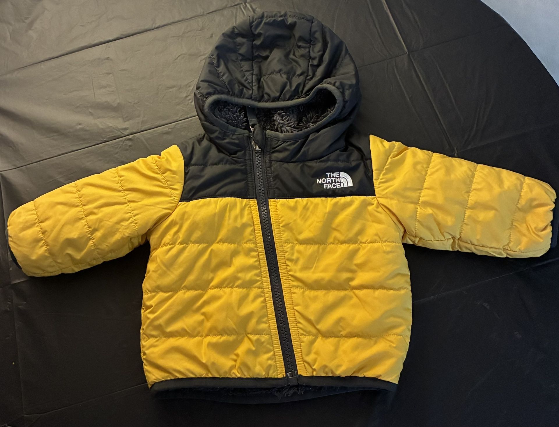Baby North face Sweater