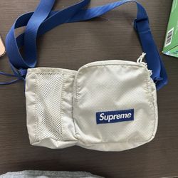 Supreme side bag w/ bottle holder (bottle not included) 