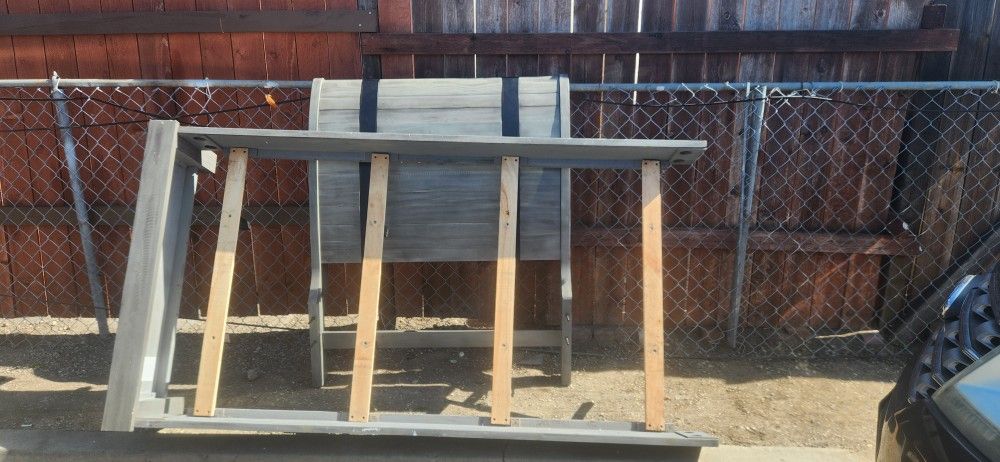TWIN XL BED FRAME