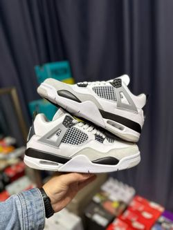 Nike Air Jordan 4 Retro “Military Black White Grey”