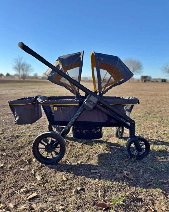 Evenflo Pivot Explore