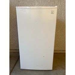Mini Fridge Works 