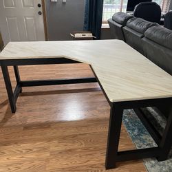 Custom Made Desks
