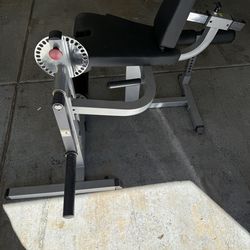 Body Solid leg extension/curl machine