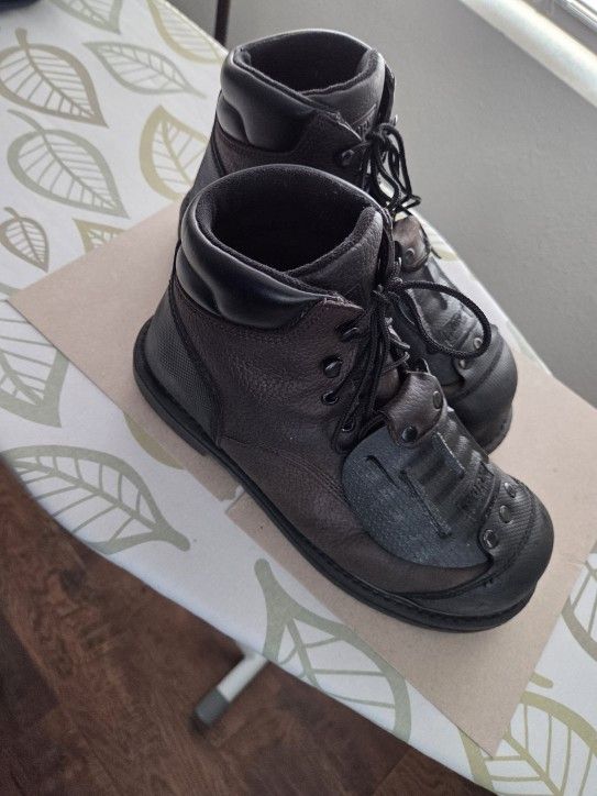 Steell Toe Work Boots Size 10