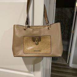 Handbag Adrienne Vittadini