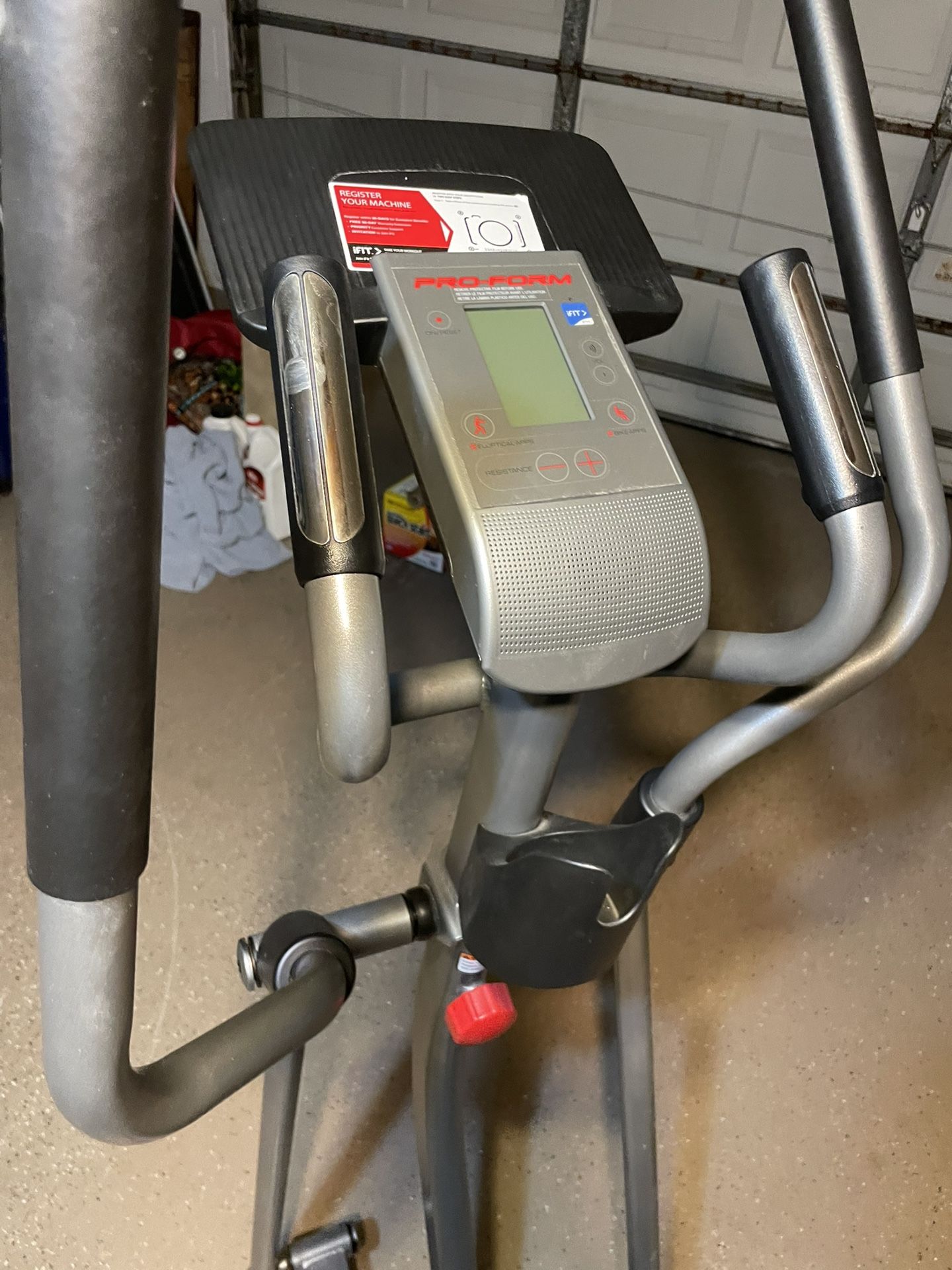Avaiable In ORLANDO for Pick Up ! Excersize Machine  Stepper And Seat Arm Pulls - Used Manually . Not Sure If Dash Works 