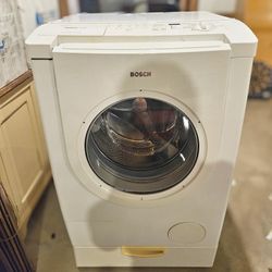 Bosch Nexxt Front Loader Washer with Pedestal