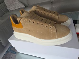 NEW Alexander McQueen oversized sneaker