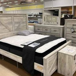 Ashley 5 Pcs Bedroom Set Queen or King Bed Dresser Nightstand Mirror and CHEST Senniberg