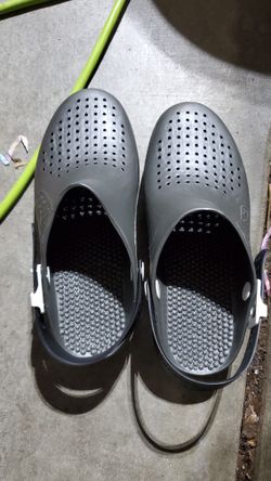 Calzuro Clog With Ventilation With Strap 36-37