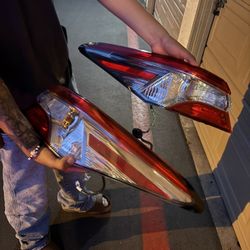 2019 camry oem tail lights