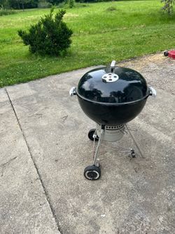 Weber charcoal grill