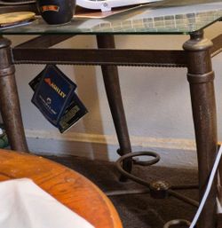 Ashley End table   **LOCAL SELL ONLY**