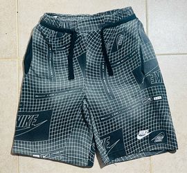 Nike black & white shorts Size L #athletic #menswear