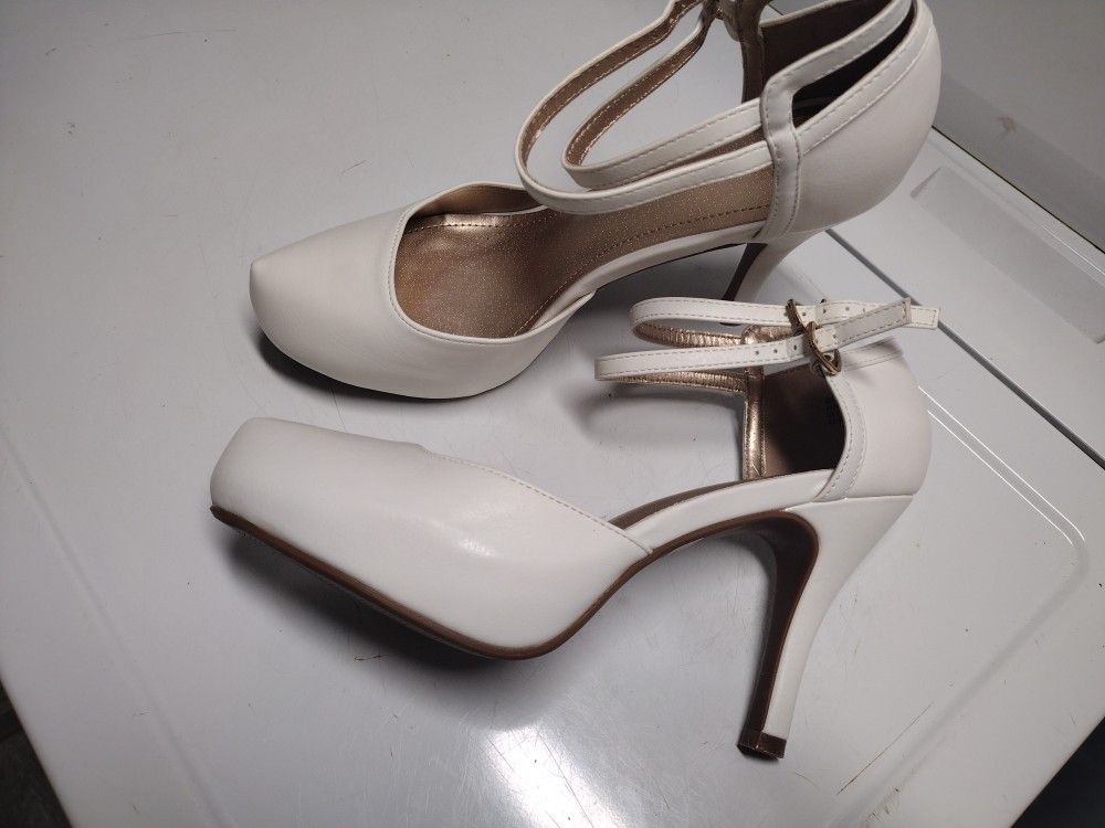 Women's Ankle Strap Heels