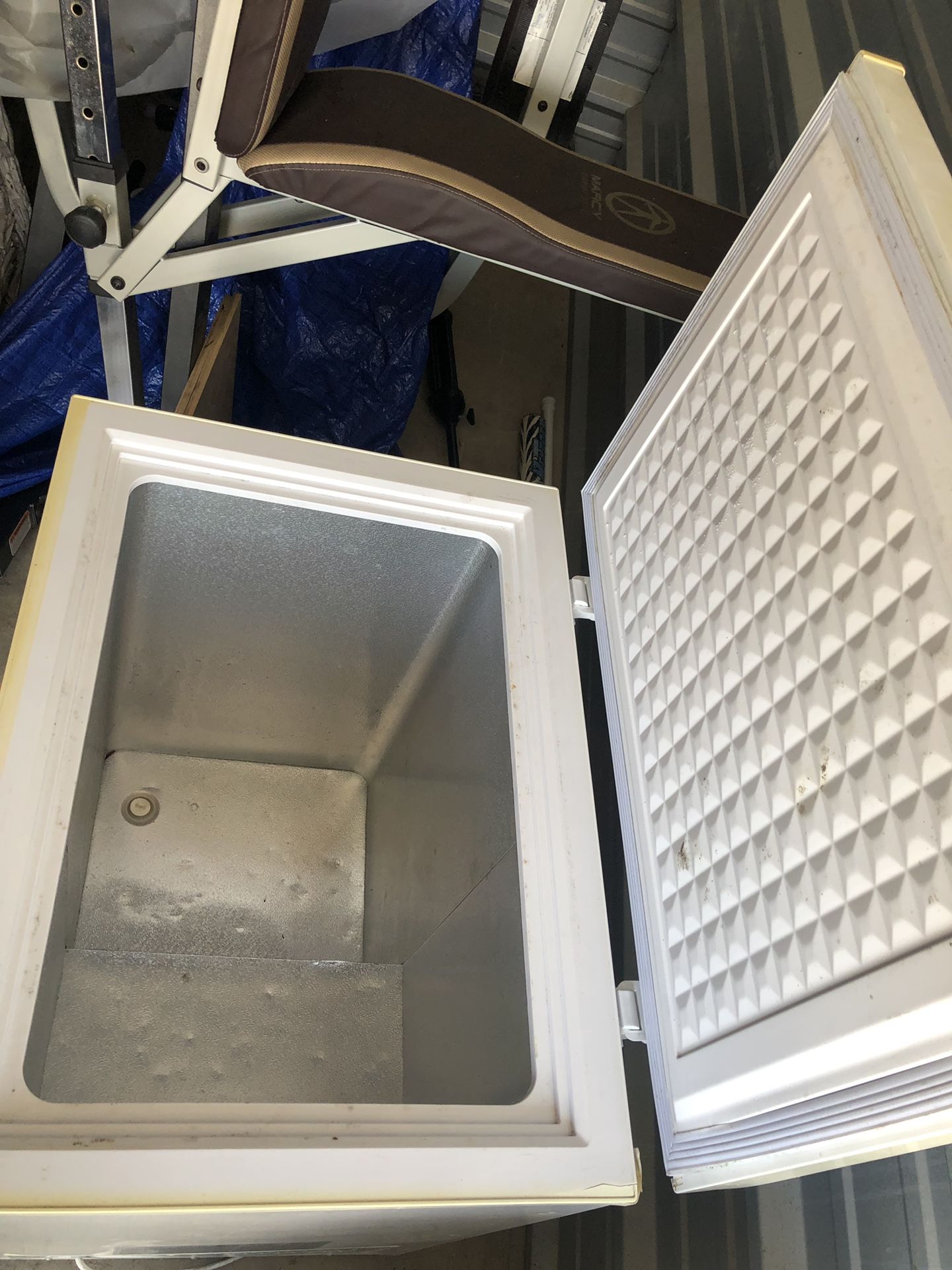 Magic Chef Freezer for Sale in San Antonio, TX OfferUp