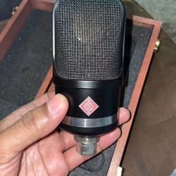 Neumann TLM 107 Microphone