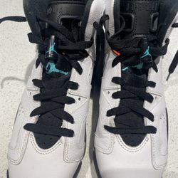 Jordan 6 Retro- White Hyper Jade Black
