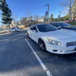 2012 Nissan Maxima