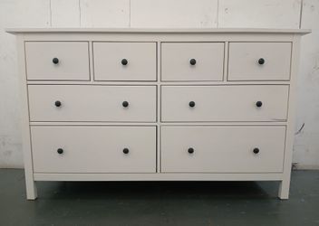 Ikea HEMNES 8 Drawer Dresser