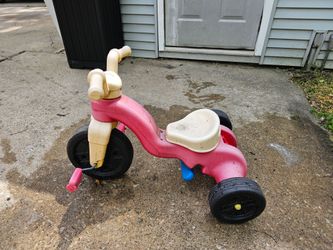 Free kids tricycle