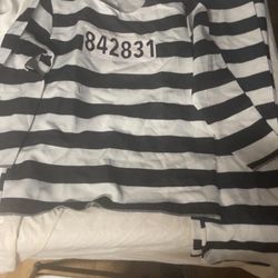 Prisoner Shirt And Pants With Hat (Adult M)