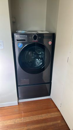 LG EZDispense Combo Washer/Dryer