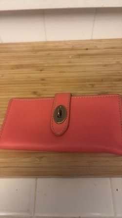 Fossil purse